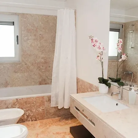 Oriente 25 By Iin - Parque Nacoes